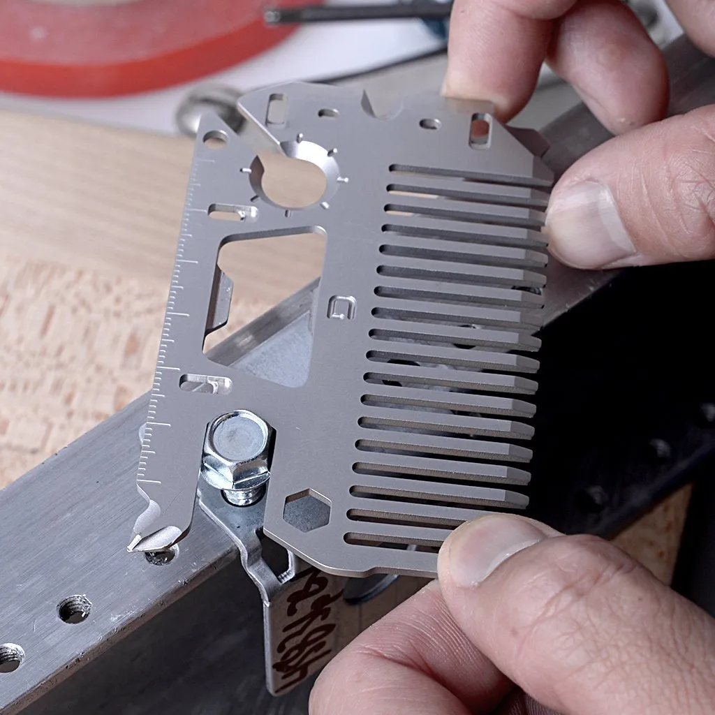 MT03 Comb & Clip Multi - Tool